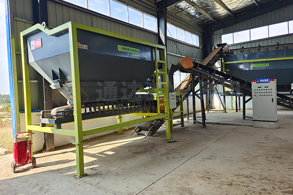 牛糞制作有機肥的過程，牛糞有機肥生產工藝流程