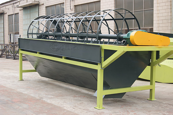 大型養殖場牛糞怎么處理?牛糞生產有機肥料全部設備有哪些