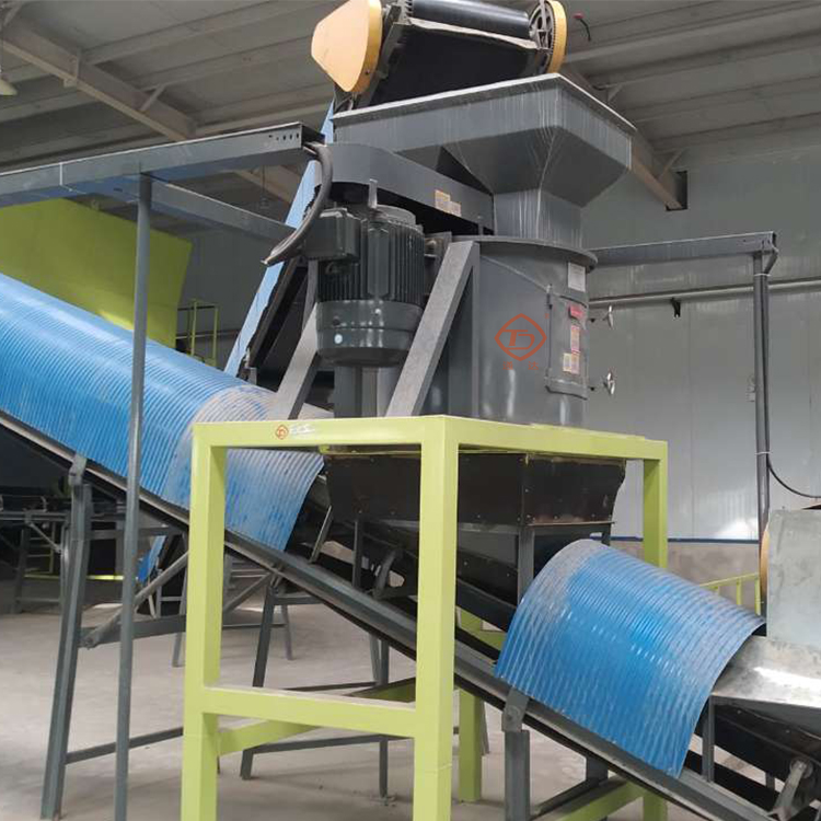 有機(jī)肥粉碎機(jī)哪種粉碎效果好?有機(jī)肥立式粉碎機(jī)怎么樣? 